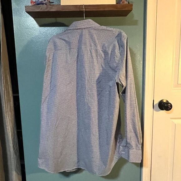 Old Navy Blue and White Men's Dress Shirt - Picture 2 of 3